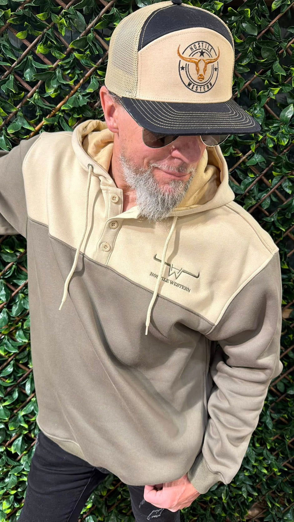 Hoodie logo brodé- Hostile Western