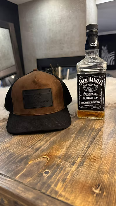 Casquette en suède à patch en cuir Hostile Western