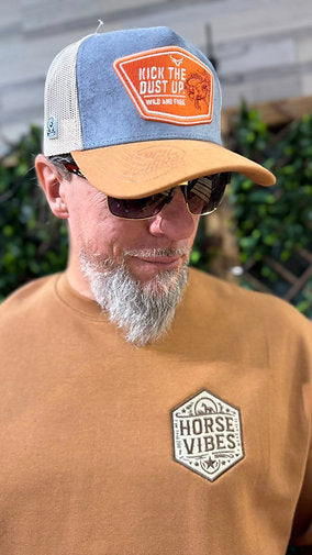 Chandail uni à logo Horse Vibes