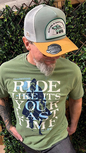 T-shirt imprimé écriture Yellowstone